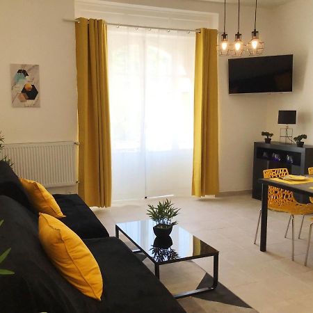 Appartement Lumea 80 M2 Climatise Parking Proche Sanctuaires لورد المظهر الخارجي الصورة